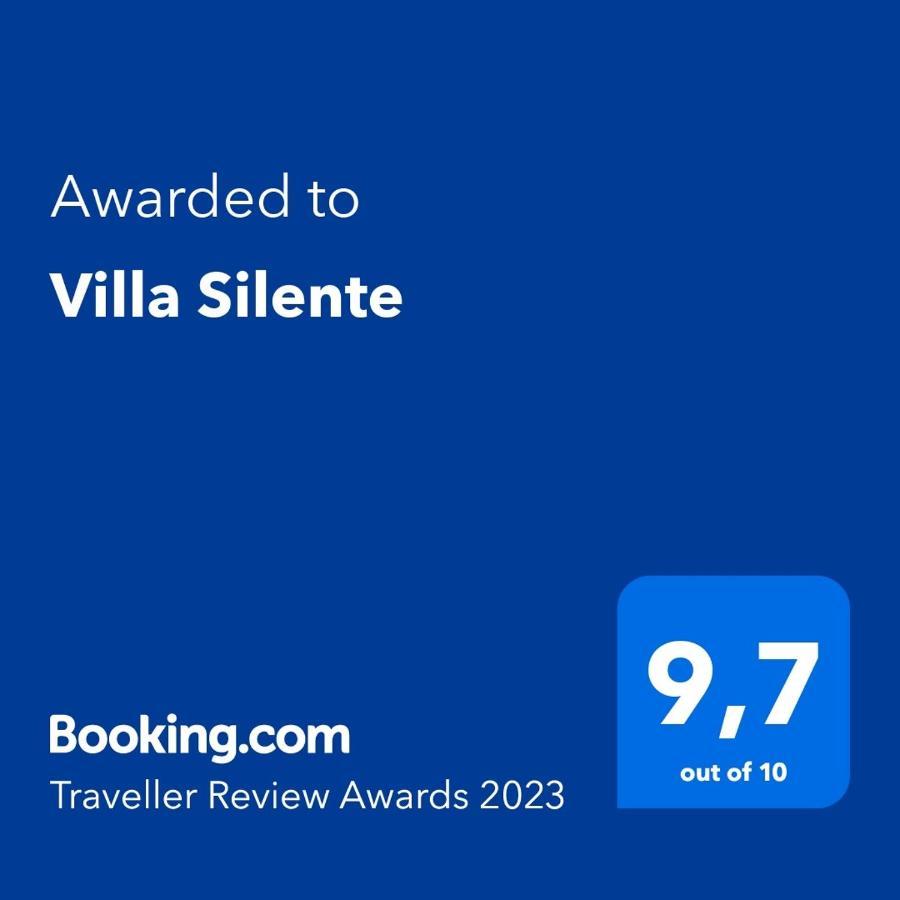 Villa Silente Sukosan Luaran gambar